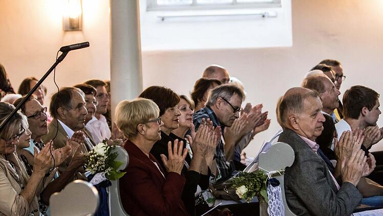 Impressionen von der Ahorner Serenade mit dem Collegium musicum Coburg unter Leitung von Thomas EhrleFoto: Jochen Berger