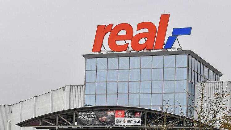 Real Hallstadt kündigt vorübergehende Schließung an - Supermarkt plant "Modernisierungsmaßnahmen"