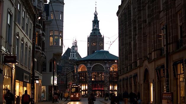 Teil-Lockdown ohne Maskenpflicht: Seltsame Corona-Politik der Niederlande in der Kritik