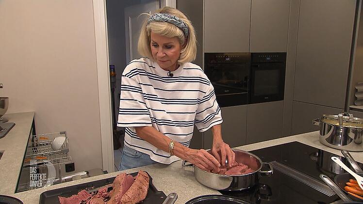 Fleisch zu weich: Der gep&ouml;kelte Tafelspitz zerf&auml;llt fast von selbst.