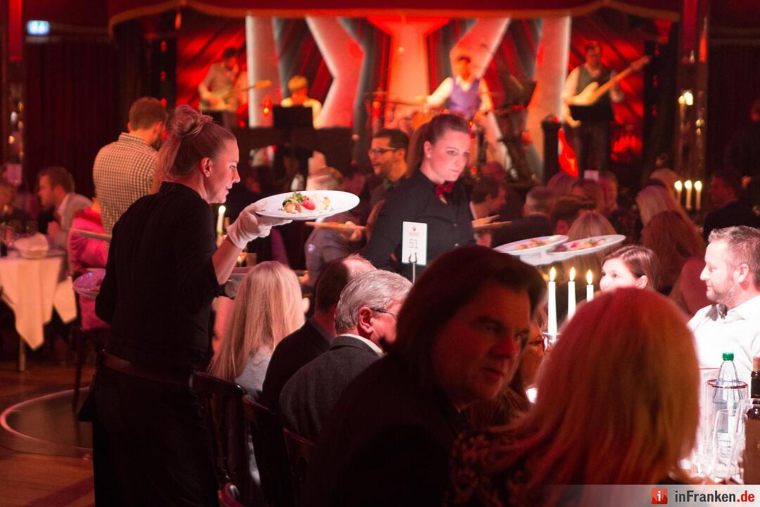 Premiere des Alexander Herrmann Palazzo in Nürnberg - Dinner-Show startet in die siebte Spielzeit