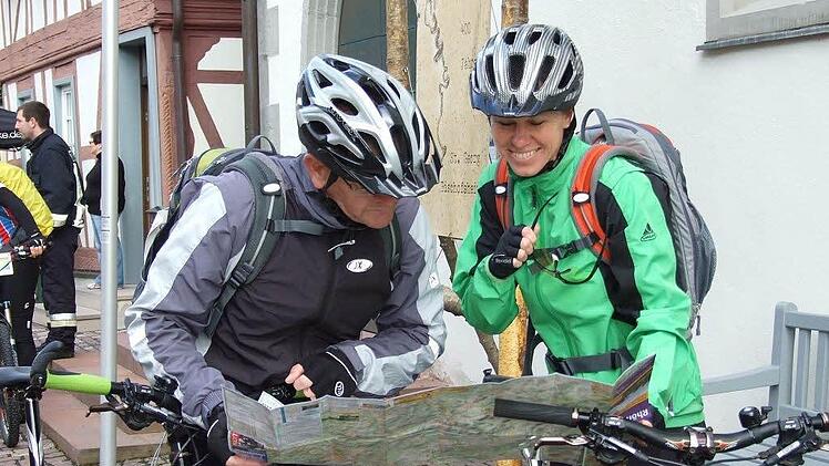 Beim RhönBikeKing geht es nicht nur ums Radeln, sondern auch um die Suche nach den einzelnen Etappenzielen. Foto: Marion Eckert