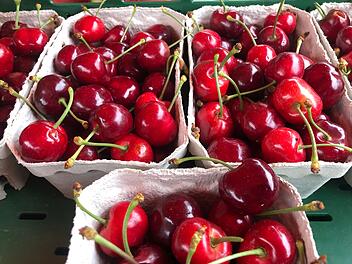 Kirschen auf dem Markt