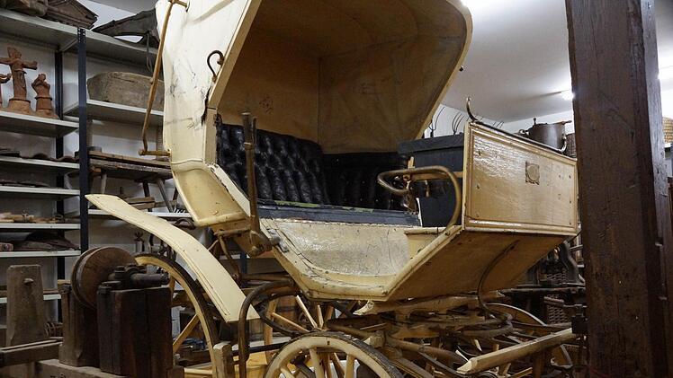Die Kutsche aus der Eisdiele lagert heute im Depot des Stadtmuseums. Foto: Archiv/Guzy