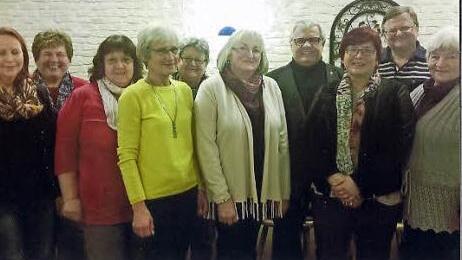 Das neue Führungsteam des VdK Ziegelhütten (von links): Monika Kreul, Gertraud Dietrich, Rosemarie Seifferth, Jutta Schuberth, Ingrid Wilzok-Ohnemüller, Inge Schulz, Walter Herrmann, Karin Zapf, Günter Thoma und Inge Jakob.  Foto: privat