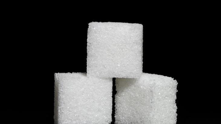 Wer h&auml;tte das gedacht? Selbst Zucker kann tierische Inhaltsstoffe enthalten. In einigen L&auml;ndern wird dieser teilweise mit sogenannter Tierkohle entf&auml;rbt.