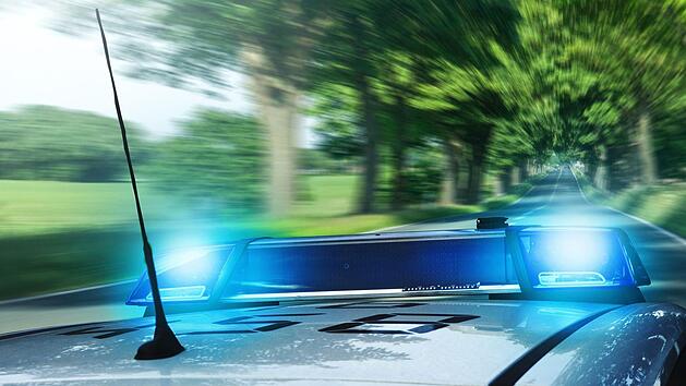 Mann (27) fl&uuml;chtet vor Polizeikontrolle - bei Verfolgungsjagd geblitzt