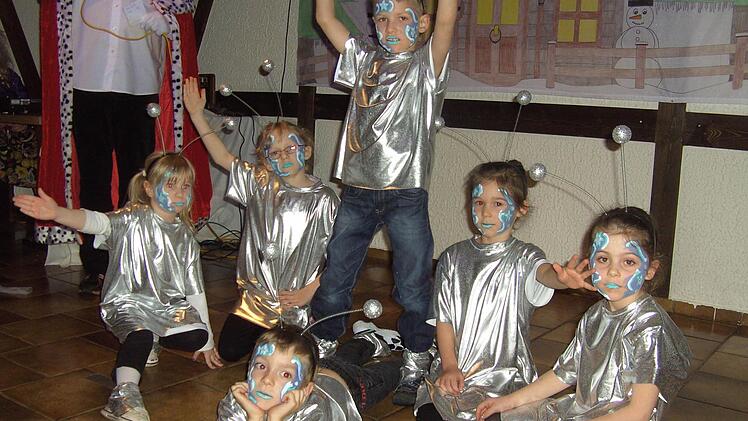Raumschiff gelandet - Kids-Tanzgarde "Tanz vom anderen Stern". Foto: Udo Sell