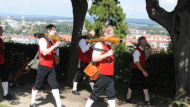 Ein höchst vielfältiges Vereinsleben gibt es  in Stadt und Landkreis Bamberg (hier das Zwiebeltreter-Fähnlein Bamberg e.V.). Alle Vereine müssen sich derzeit auch mit dem Thema Datenschutz-Grundverordnung auseinandersetzen. Foto: Ronald Rinklef/Archiv