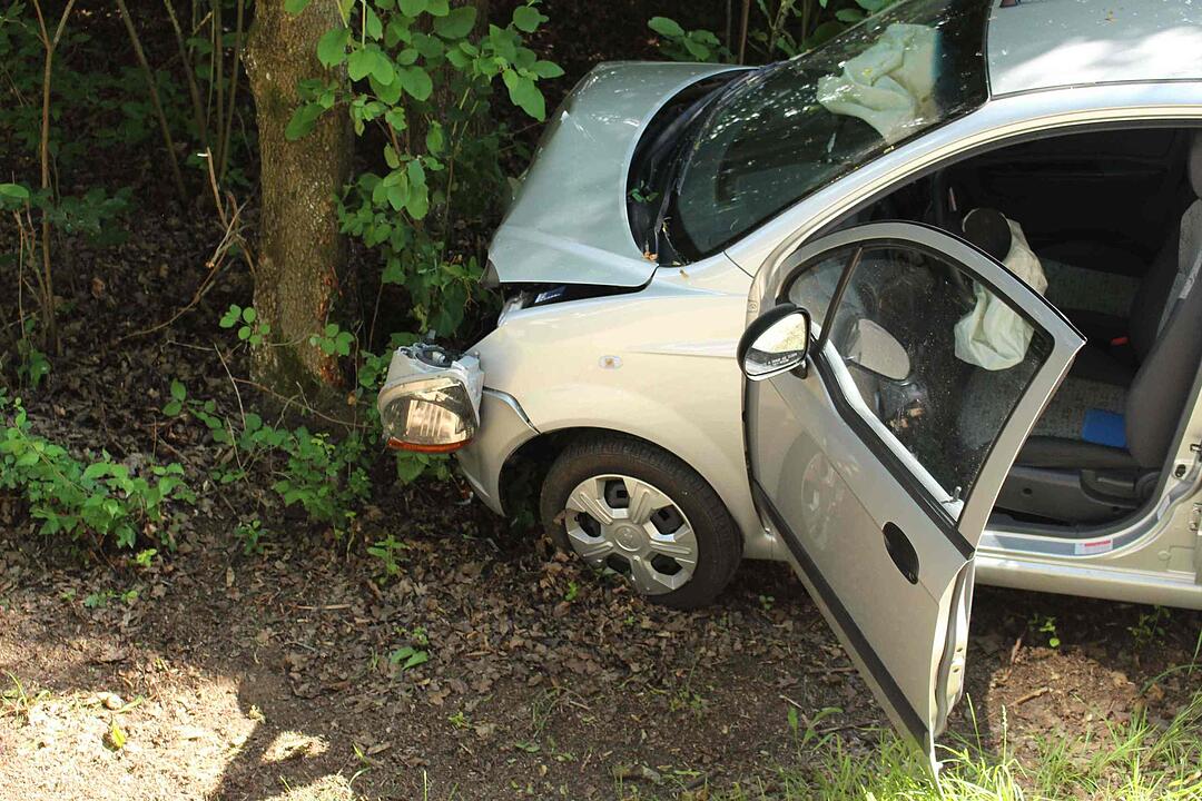 Zwei Autos im Landkreis Bayreuth krachen zusammen