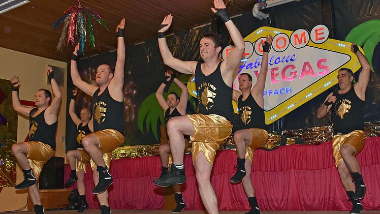 Eine tolle Show im Dampfacher Las Vegas bot das Männerballett Burghausen.