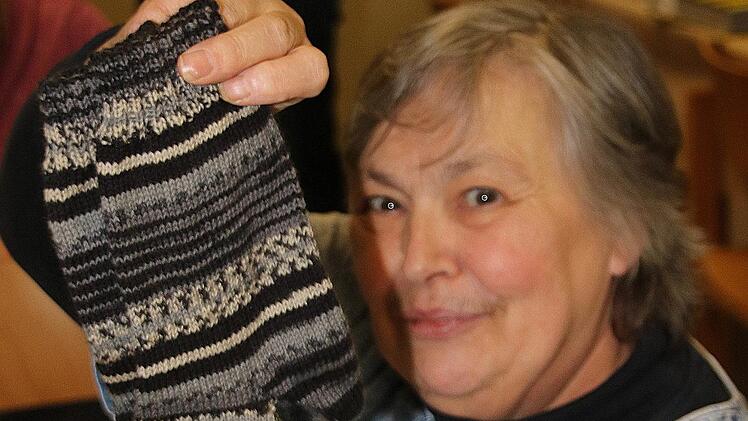 Diese selbst gestrickten Socken wärmen sicher ganz besonders gut. Foto:  Dieter Britz