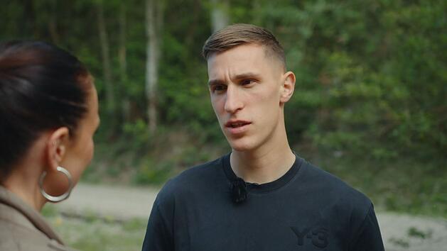 Nico Schlotterbeck stand f&uuml;r den Film "WM-Wahnsinn und Titel-Tr&auml;ume" f&uuml;r ein Interview zur Verf&uuml;gung.