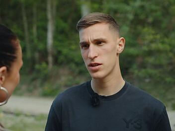 Nico Schlotterbeck stand f&uuml;r den Film "WM-Wahnsinn und Titel-Tr&auml;ume" f&uuml;r ein Interview zur Verf&uuml;gung.