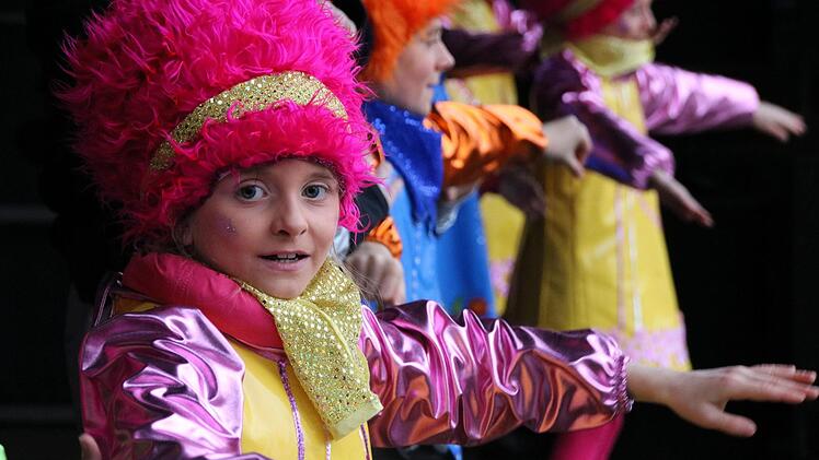 Marktplatztreiben in Stadtsteinach. Foto: Jürgen Gärtner