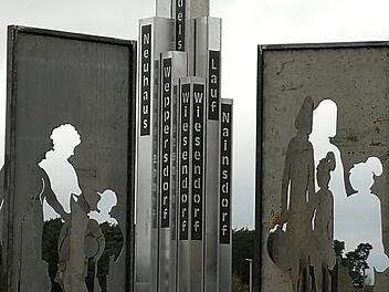 Neun Säulen stehen für die Ortsteile.Johanna Blum