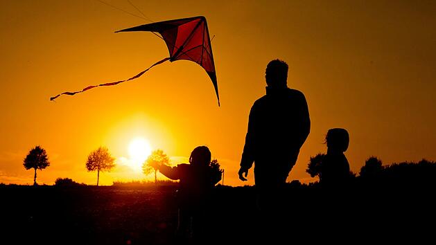 Ein Lenkdrache verfing sich in einer Hochspannungsleitung im Kreis Kronach