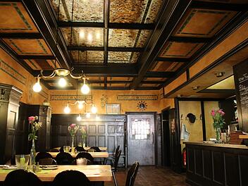 Das "Weissbierhaus" in Bamberg schließt zum Jahresende. Damit verliert die Weltkulturerbe-Stadt ein weiteres Traditionslokal. Foto: Sebastian Schanz