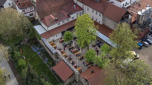 Biergarten in der „Alten Freyung“ in Zeil am Main.