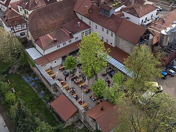 Biergarten in der „Alten Freyung“ in Zeil am Main.