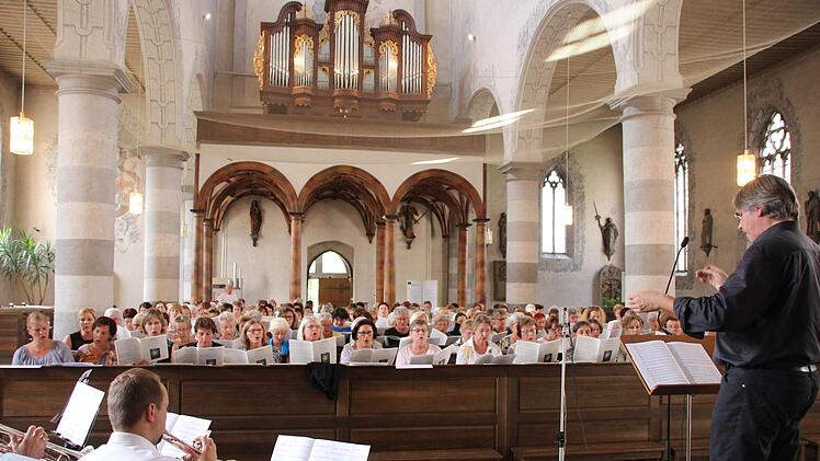 Regionaltreffen der Kirchenchöre in der Münnerstädter Stadtpfarrkirche. Foto: Heike Beudert
