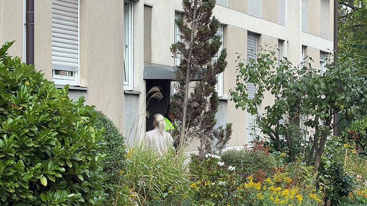 T&ouml;tungsdelikt in N&uuml;rnberger Wohnung: Polizei nimmt Verd&auml;chtigen (20) fest