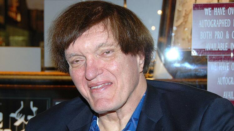 Der US-Schauspieler Richard Kiel starb im September 2014, drei Tage vor seinem 75. Geburtstag.