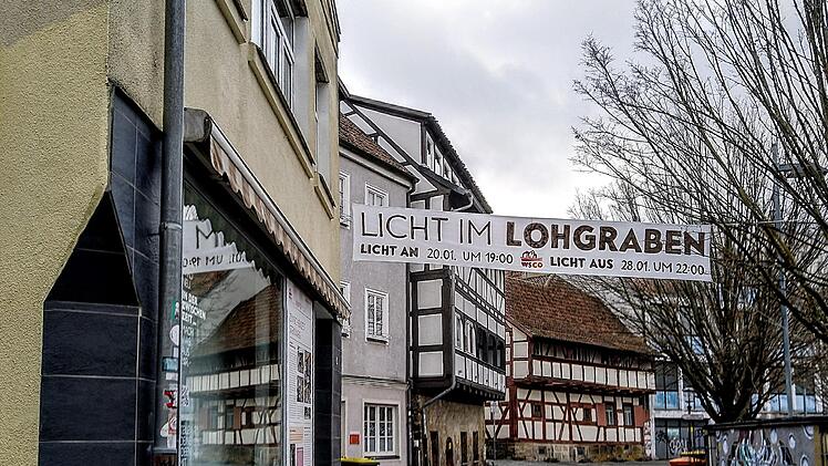 Impressionen: "Licht im Lohgraben" in Coburg - ein Unterschied wie Tag und Nacht.Foto: Jochen Berger