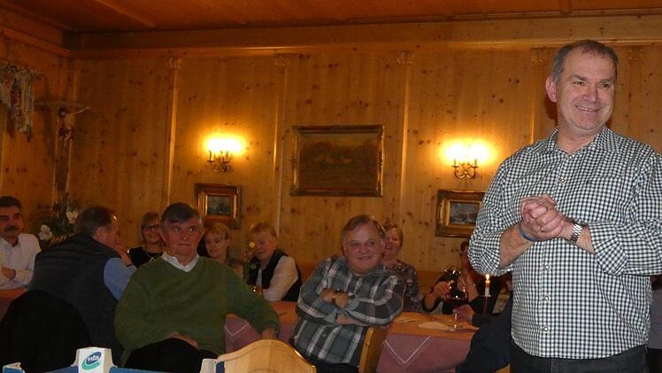 Fredi Breunig brachte die Gäste im Restaurant "Bei Peppo" und den anderen Auftrittsorten mit seinem typischen Rhöner Dialekt zum Lachen. Christian Licha