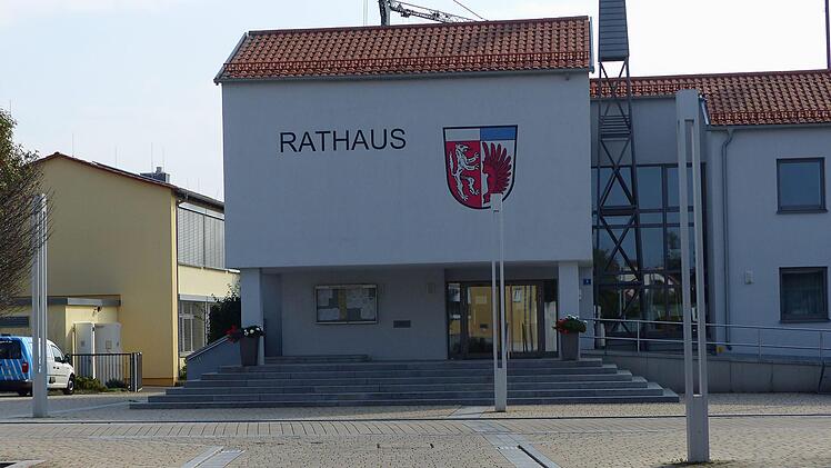 Das Rathaus wird noch digitaler, die eigene Homepage hat schon einige neue Funktionen.  Foto: Hans-Peter Hepp