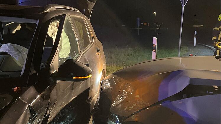 50.000 Euro Schaden bei Unfall an B303 im Kreis Kulmbach