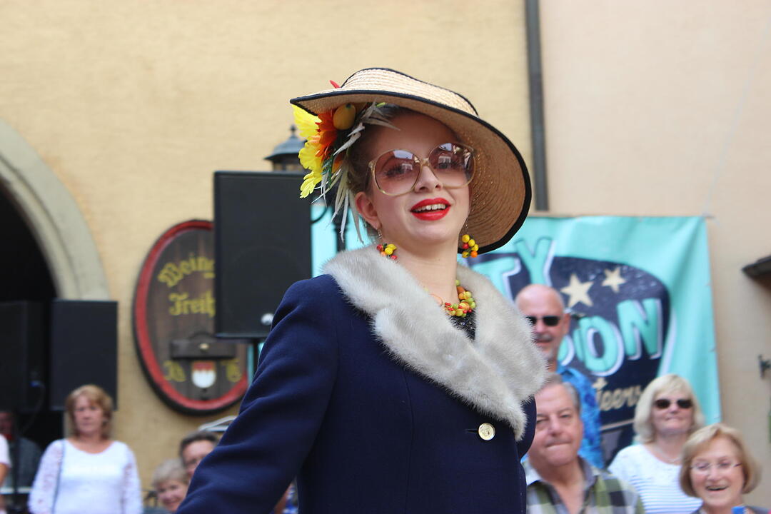 Modenschau im Freihof