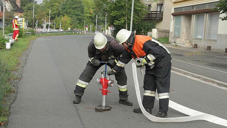 Die Herausforderung bei der Übung war der Aufbau von zwei verschiedenen Förderstrecken.