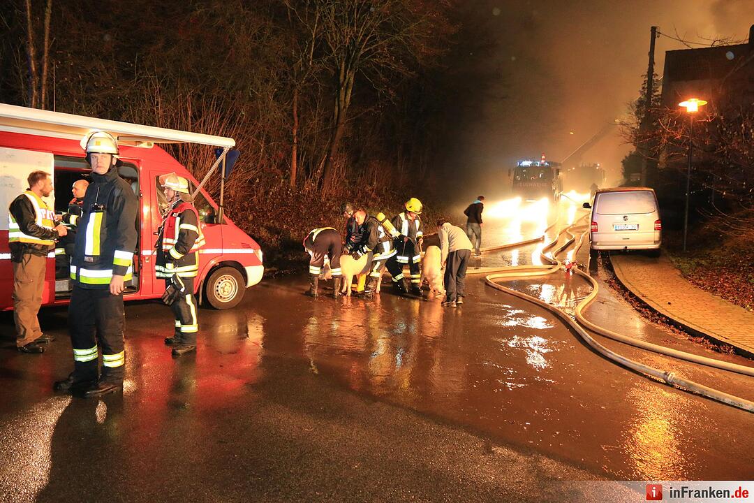 Großeinsatz: Scheunenbrand in Seigendorf