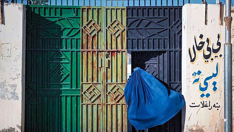 Seitdem die Taliban wieder an der Macht sind, sind die Rechte von M&auml;dchen und Frauen stark eingeschr&auml;nkt.