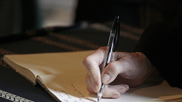 Der letzte Wille kann auch handschriftlich festgehalten werden.