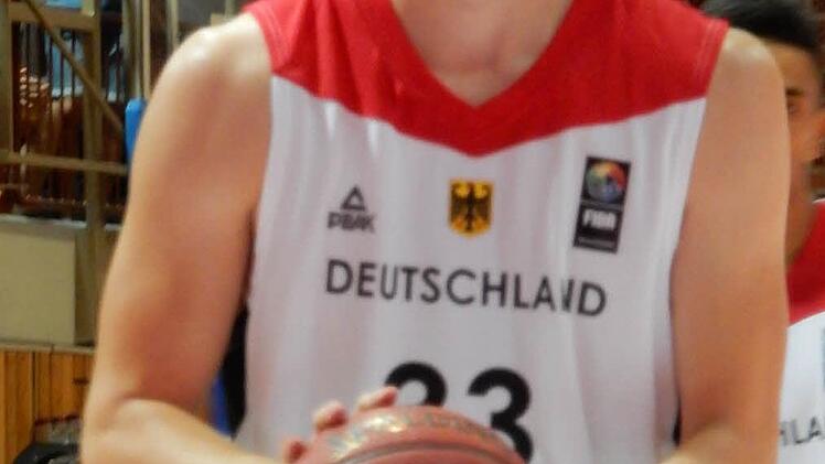 Bambergs Patrick Heckmann spielte fas 14 Minuten und kam in seinem dritten Länderspiel auf fünf Punkte. Foto: Udo Schilling