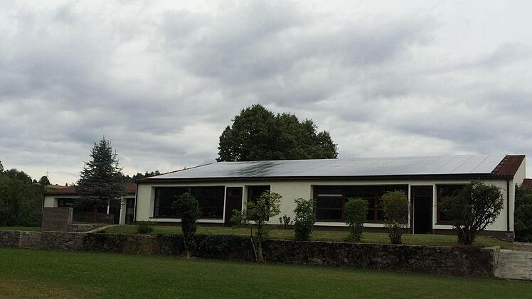 Die Guttenberger Schule soll zum Dorf-Treff werden. Foto: Sonja Adam