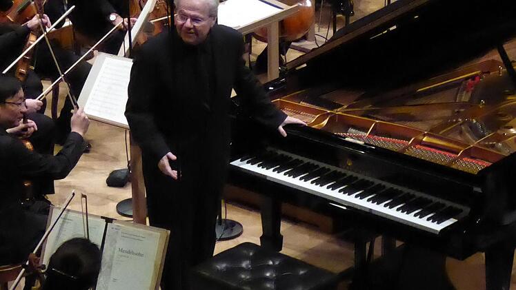 Emanule Ax spielte Mozart.Gerhild Ahnert