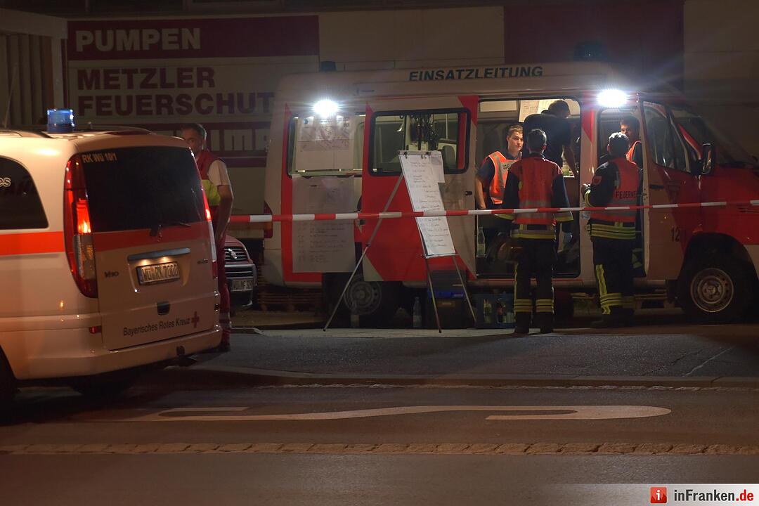 Amoklauf in Regionalbahn - Ein Toter, dutzende Verletzte