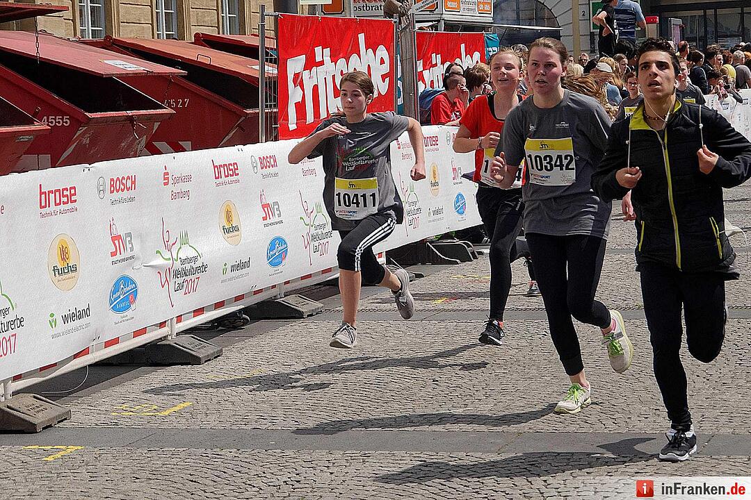 Weltkulturerbelauf 2017 in Bamberg: Der Zieleinlauf am Maxplatz