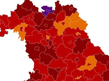 In Bayern haben am Donnerstag nur noch zwei Landkreise eine Inzidenz von unter 500.