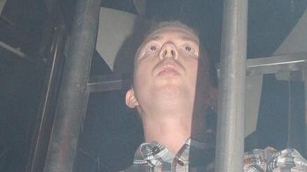 Gogo-T&auml;nzer in einer anderen Welt