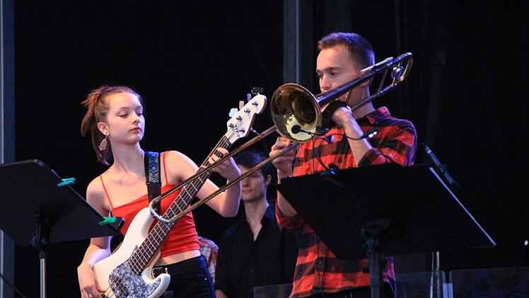 Zum Abschluss des Kulturfeuerwerks gab es die "Sounds of Höchstadt".  Foto: Andreas Dorsch