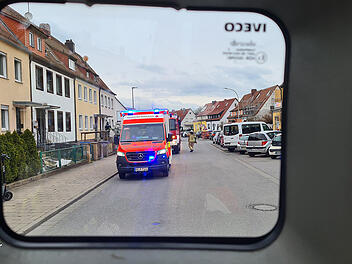 Bamberg: Rauchentwicklung in Wohnhaus in der Gartenstadt: Nachbarn alarmieren Feuerwehr Bamberg