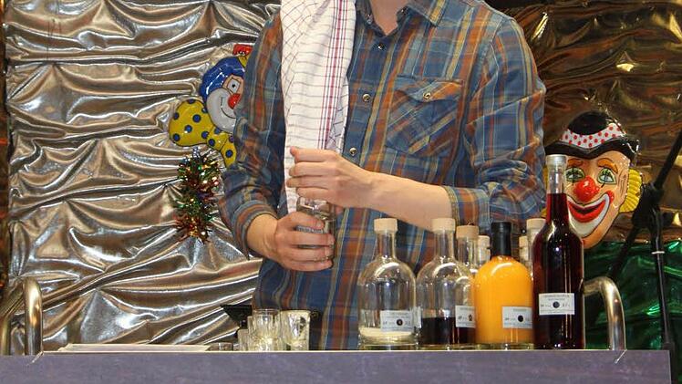 Schnapsprobe im Mohrenhof. Foto: Jürgen Gärtner