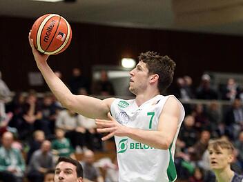 Aleksej Nicolic zeigte in Hamburg eine starke Leistung und erzielte 31 Punkte. Foto: sportpress