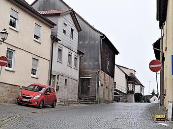 Die Städelgasse beschäftigt den Stadtrat von Burgkunstadt: Zwar konnte noch keine endgültige Entscheidung für die Zeit nach der Einbahnstraßenregelung gefunden werden, eine Geschwindigkeitsbeschränkung wird es auf jeden Fall aber geben.