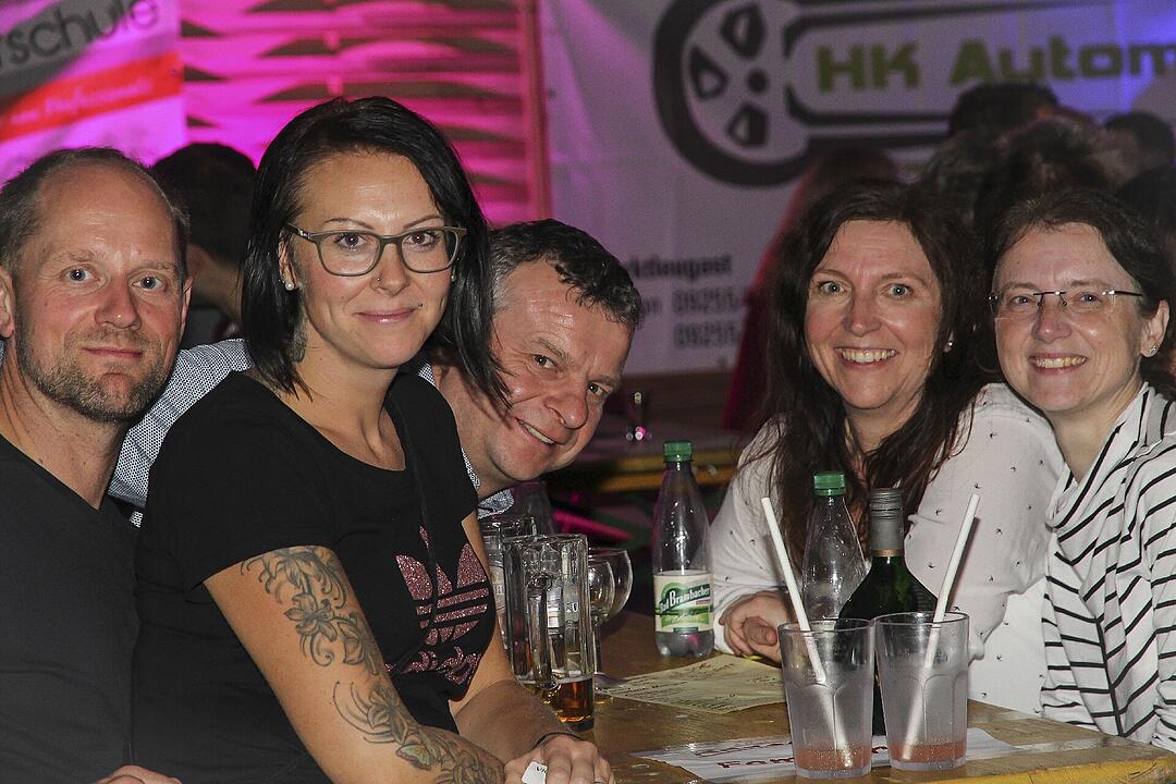 Party und Tanz in der Dreifachhalle
