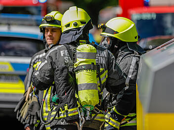 Balkon- und Wohnungsbrand in Oberasbach: Bewohner evakuiert
